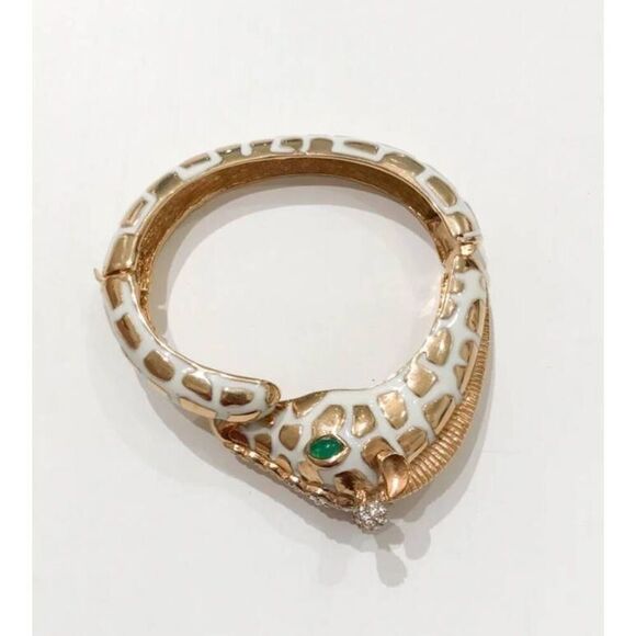 CINER NY Signed 18K Gold Plating Giraffe Box & Tongue Clasp Bracelet - Picture 7 of 7